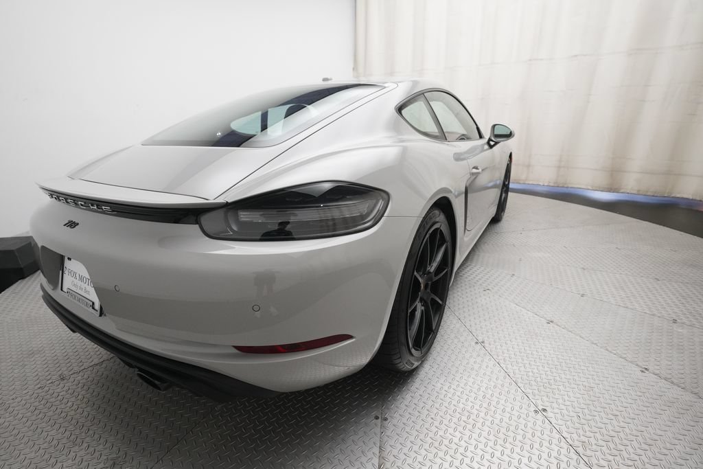Certified 2025 Porsche 718 Cayman GTS RWD image 5