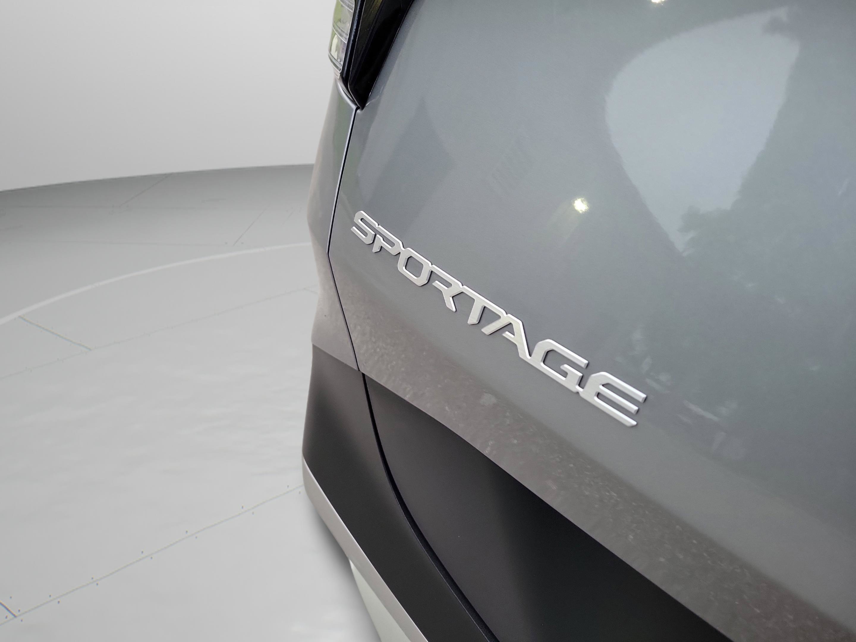 Certified 2023 Kia Sportage LX FWD image 32