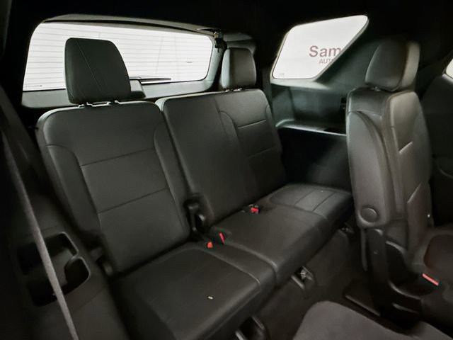 Used 2023 Chevrolet Traverse High Country w/ LPO, Floor Liner Package image 31