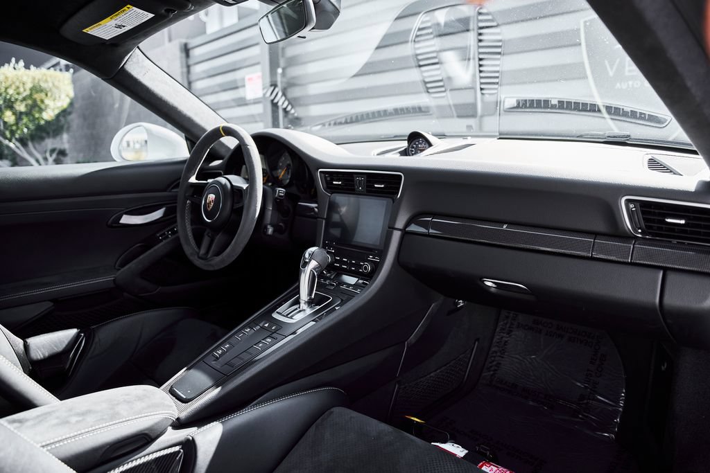 Used 2019 Porsche 911 GT3 RS RWD image 37