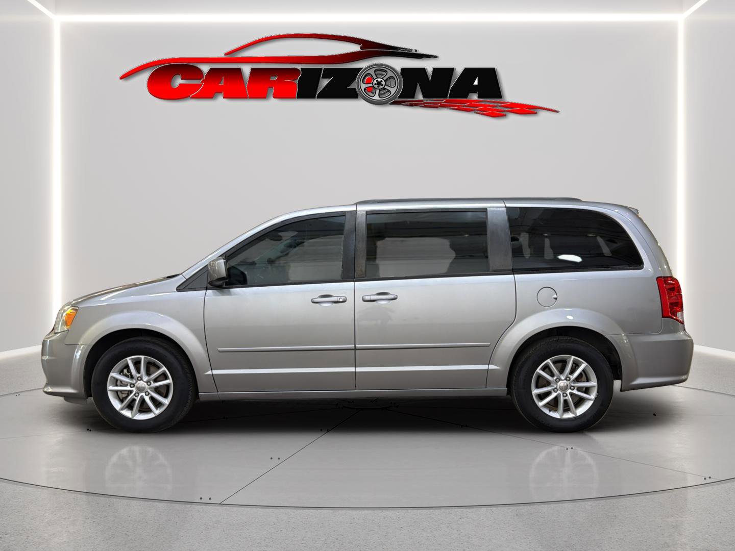 Used 2016 Dodge Grand Caravan SXT w/ Rear Park Assist Package image 6