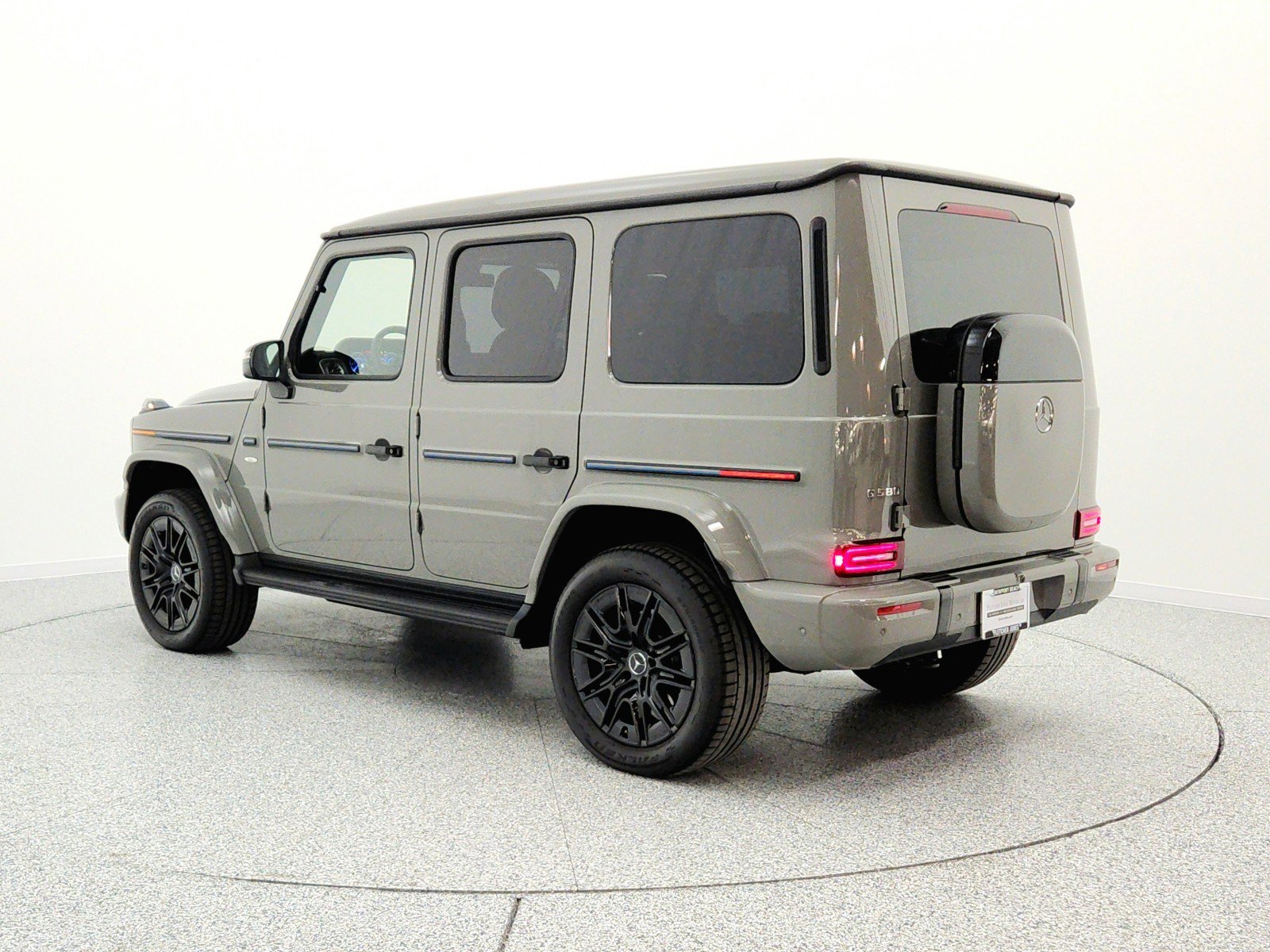 Certified 2025 Mercedes-Benz G 580 w/ EQ Technology image 7