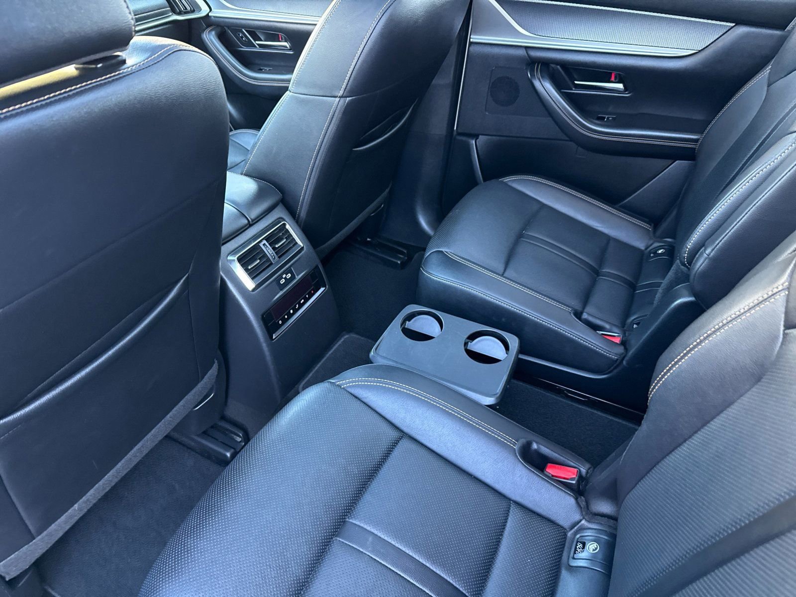 Used 2024 MAZDA CX-90 3.3 Turbo w/ Premium Package image 12