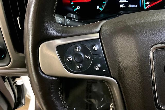 Used 2017 GMC Sierra 2500 Denali w/ Duramax Plus Package AWD/4WD image 22