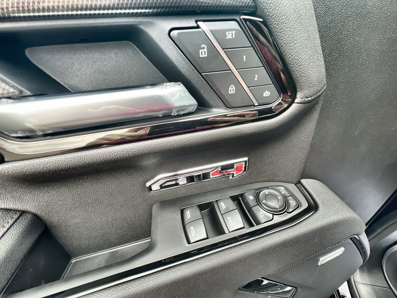 New 2026 GMC Sierra 1500 AT4 w/ AT4 Premium Package image 59