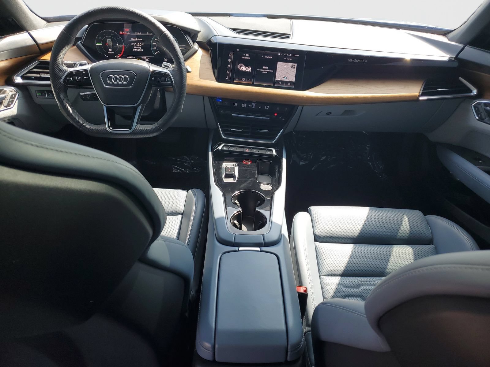 Used 2023 Audi e-tron GT Premium Plus w/ Executive Package AWD/4WD image 10