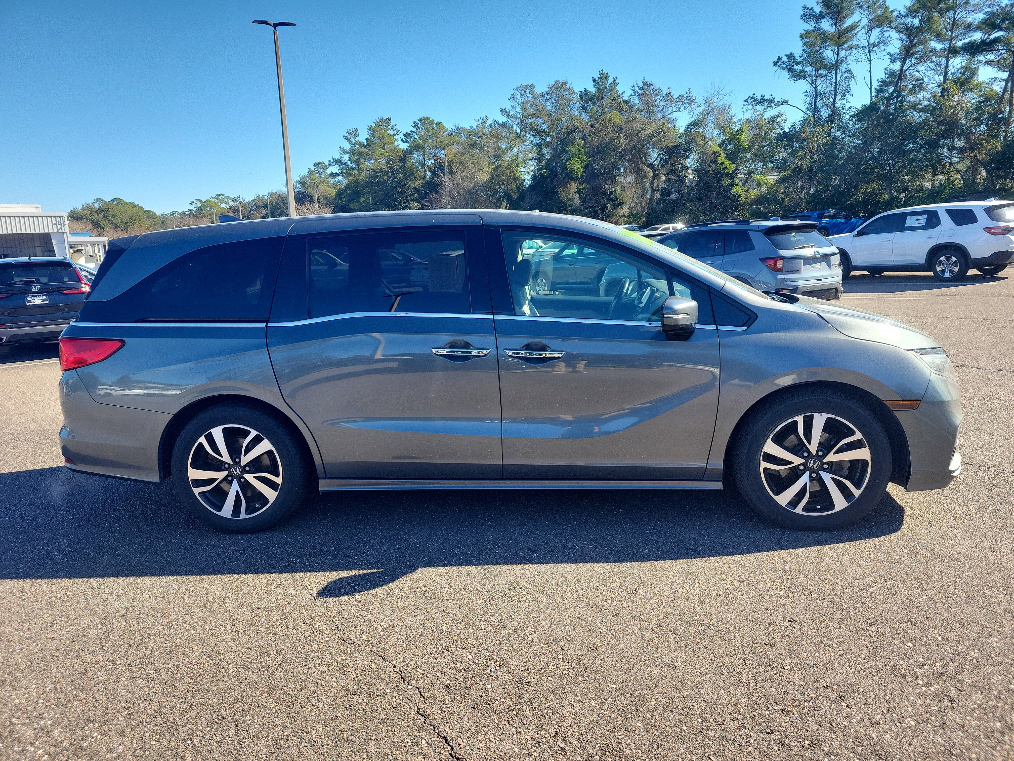 Used 2019 Honda Odyssey Elite image 7