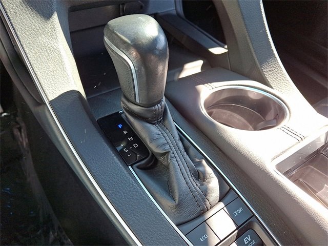 Certified 2021 Toyota Avalon XSE image 17