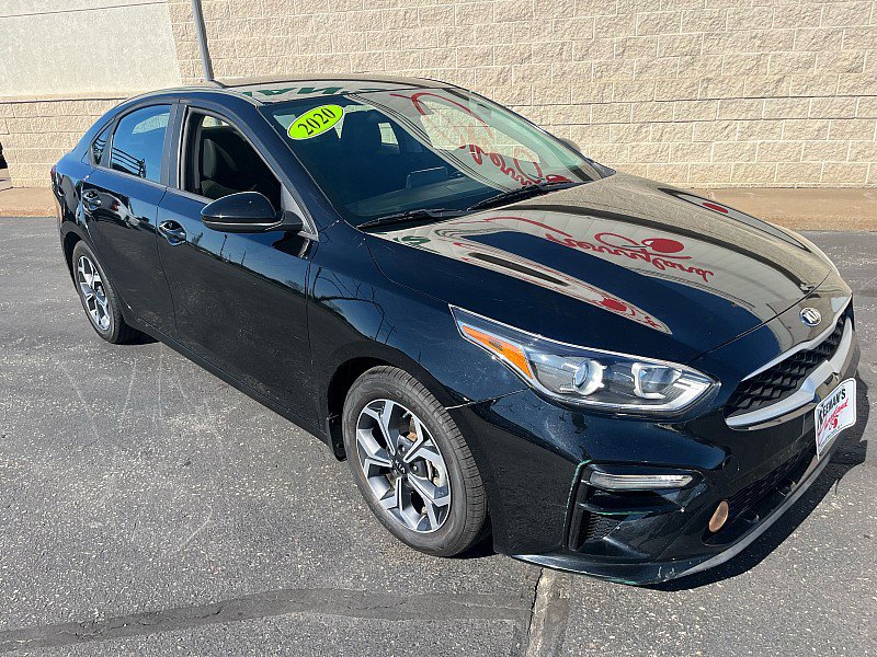 Used 2020 Kia Forte LXS FWD image 2