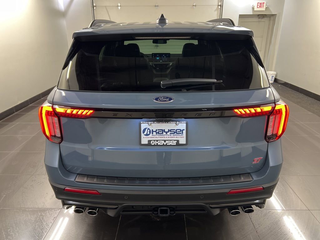 New 2026 Ford Explorer ST w/ Sun And Sound Package image 5
