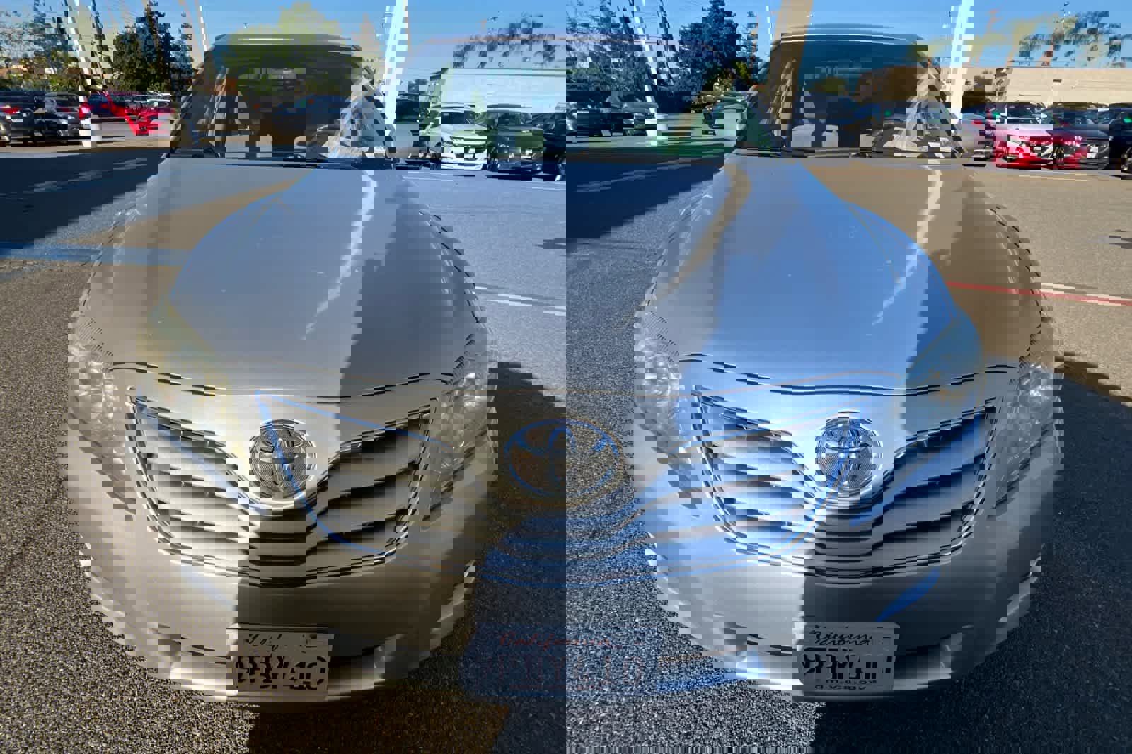 Used 2011 Toyota Camry LE video 2