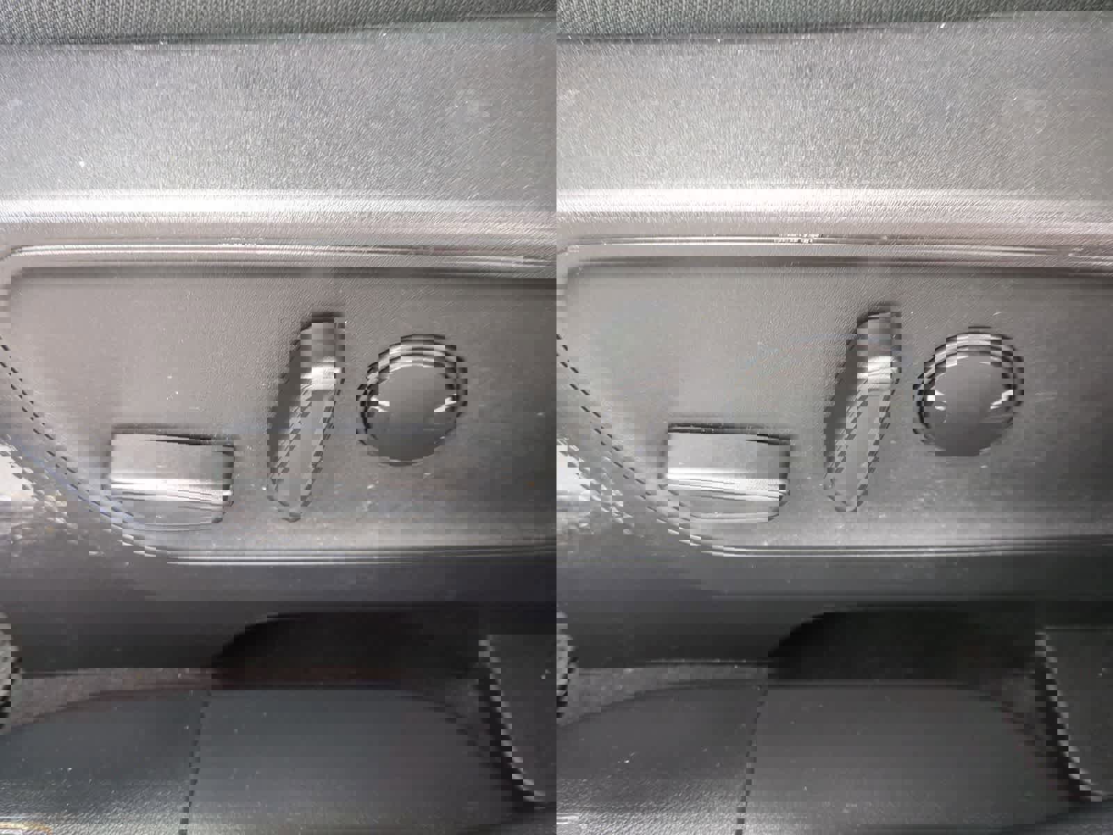 Used 2022 Ford Escape SE w/ Convenience Package image 17