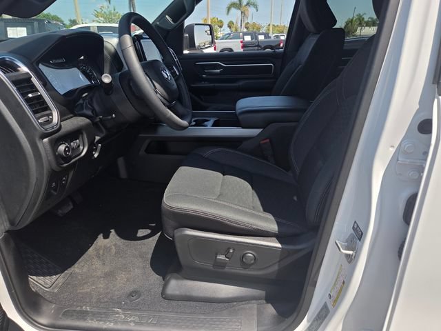 Used 2025 RAM 1500 Big Horn AWD/4WD image 9