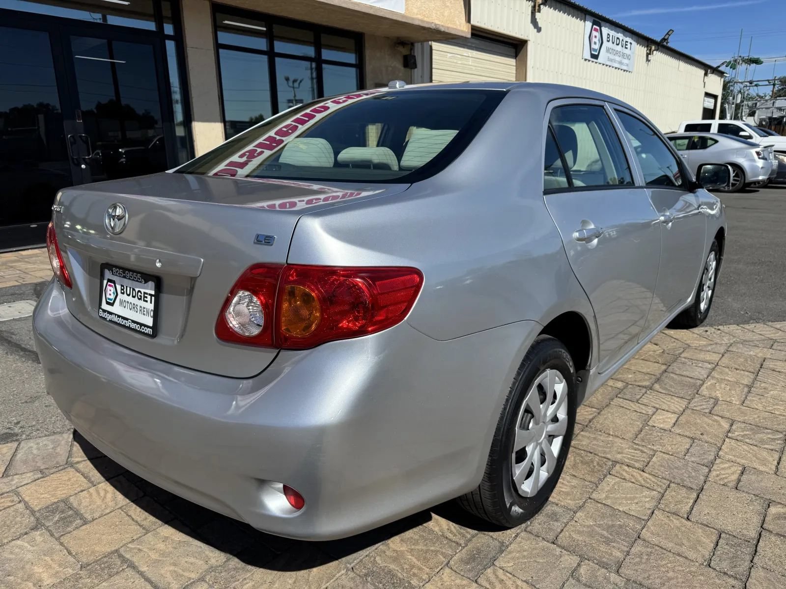 Used 2010 Toyota Corolla LE FWD image 2