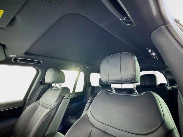 New 2026 Land Rover Range Rover SE image 14