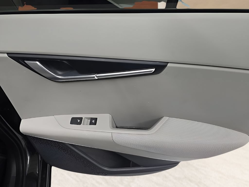 Used 2023 Kia Niro Wind w/ Wind Preserve Package FWD image 22