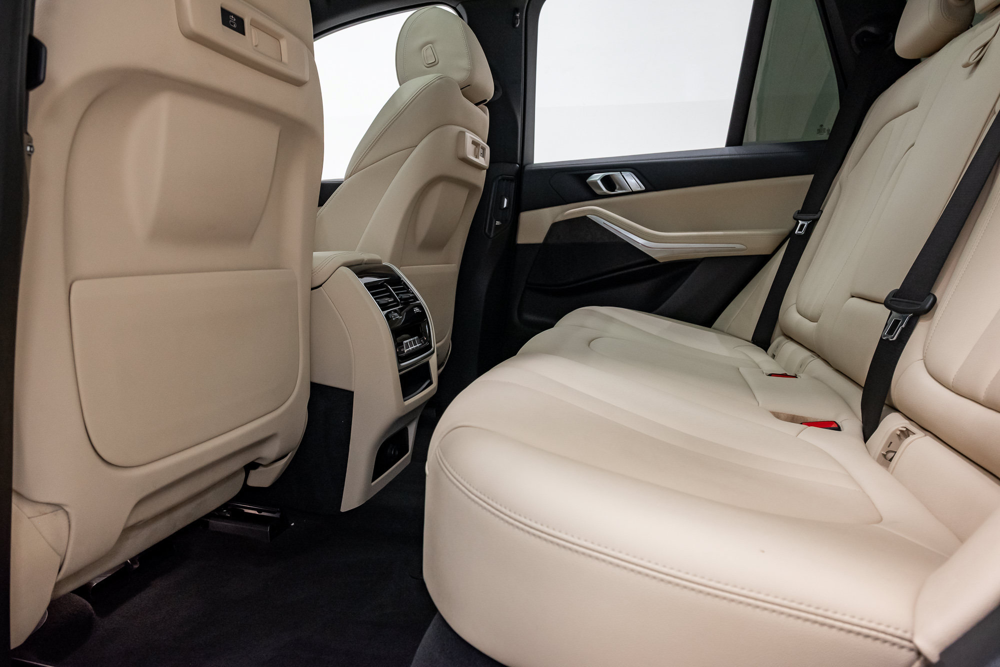 Used 2022 BMW X5 xDrive40i w/ Premium Package AWD/4WD image 24