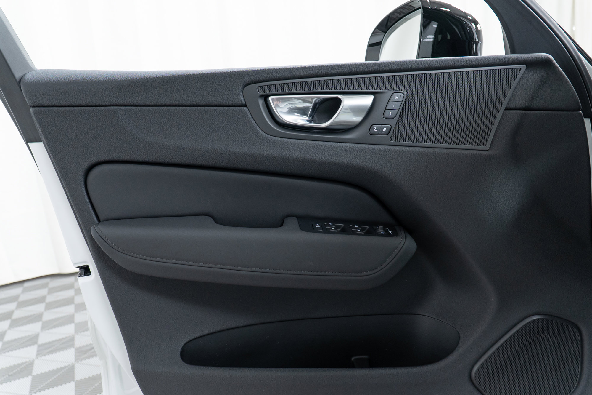 New 2026 Volvo XC60 B5 Core w/ Climate Package image 11