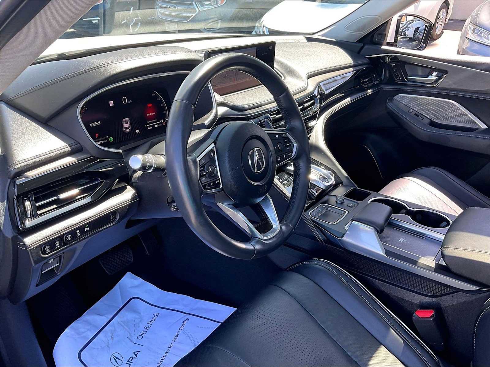 Used 2024 Acura MDX SH-AWD w/ Advance Package image 16
