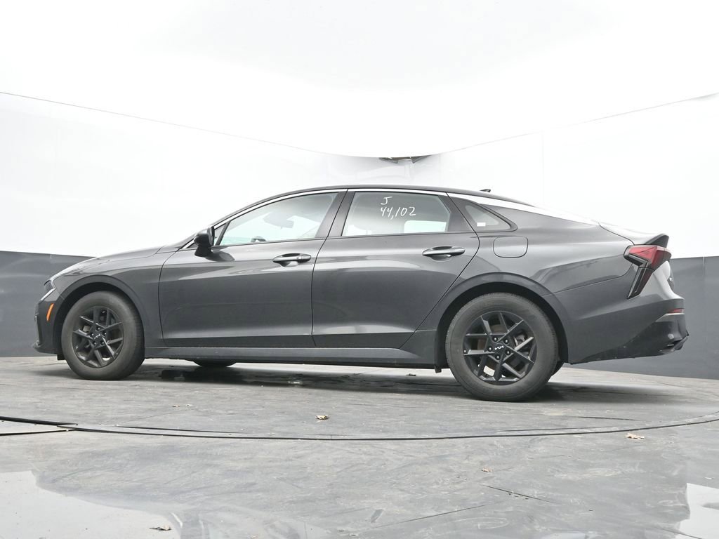 Used 2025 Kia K5 LXS FWD image 46