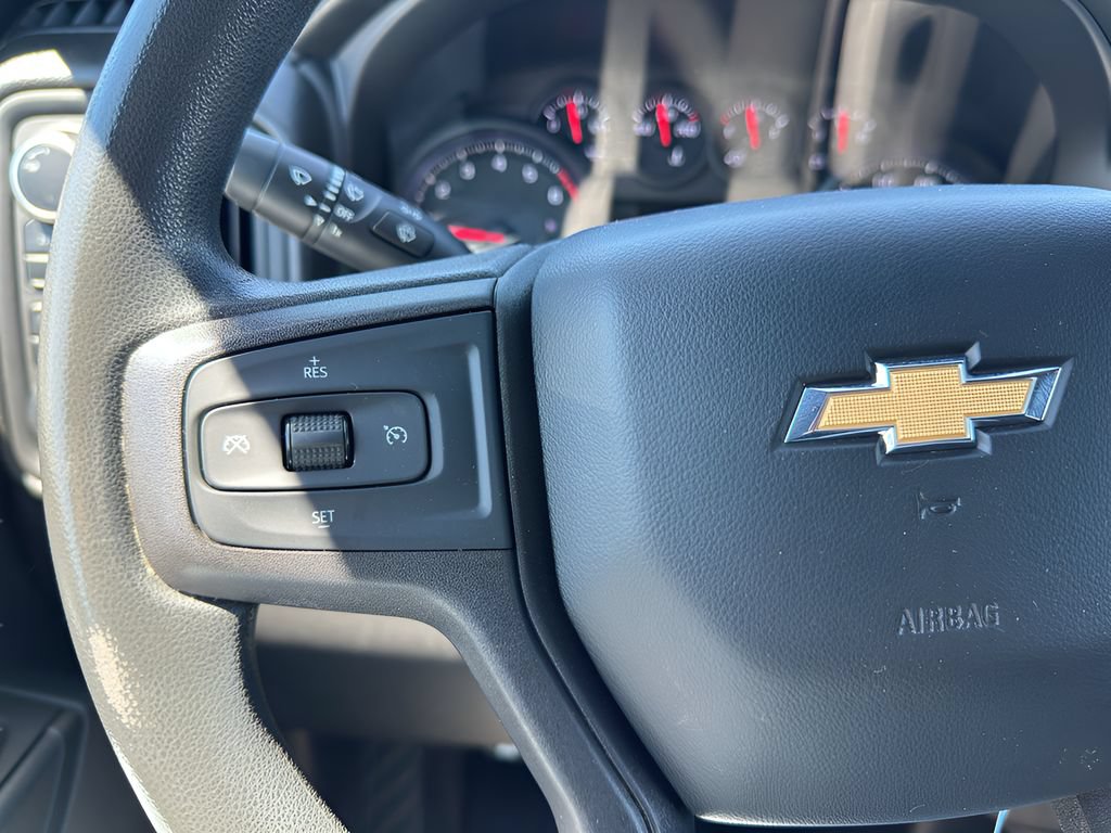 Used 2020 Chevrolet Silverado 2500 Custom w/ Custom Value Package AWD/4WD image 18