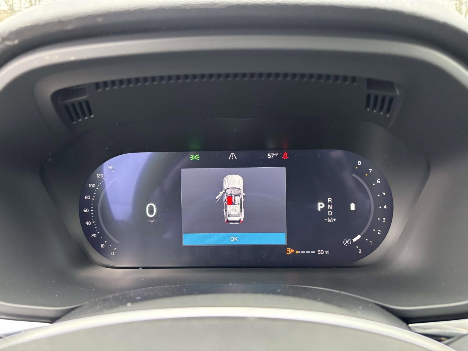 New 2026 Volvo XC60 B5 Plus AWD/4WD image 15