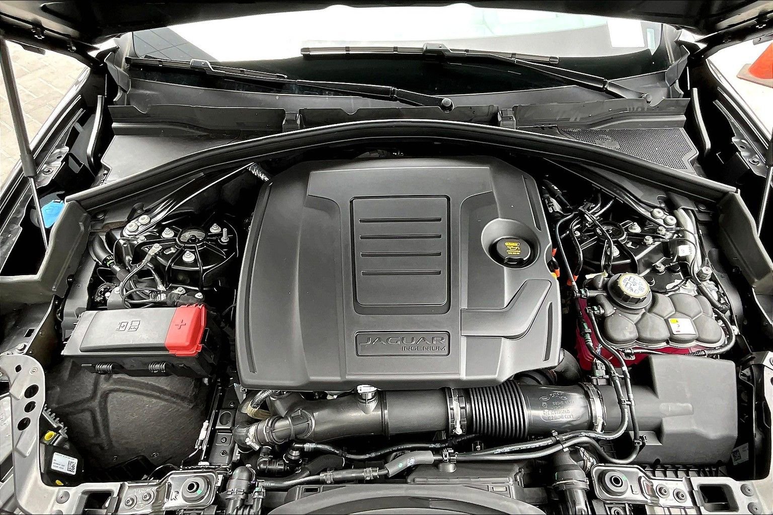 New 2026 Jaguar F-PACE R-Dynamic S image 11