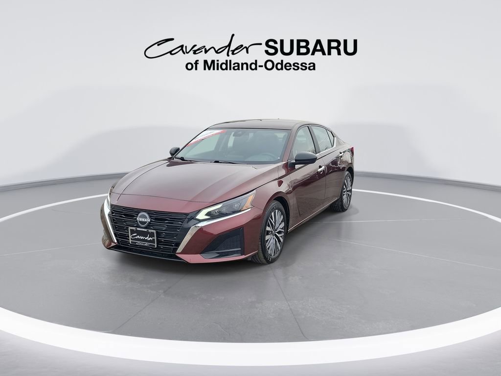 Used 2025 Nissan Altima 2.5 SV image 4