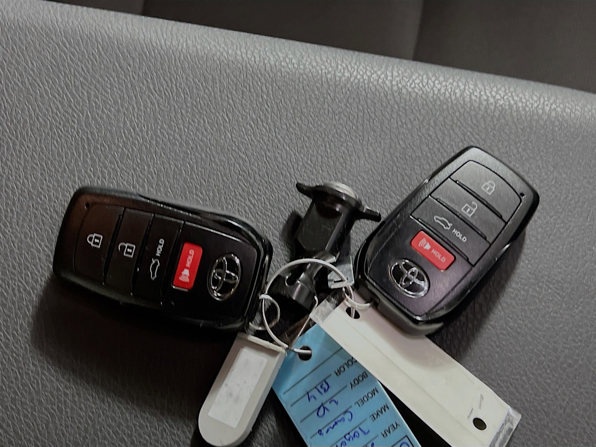 Used 2025 Toyota Camry LE image 36