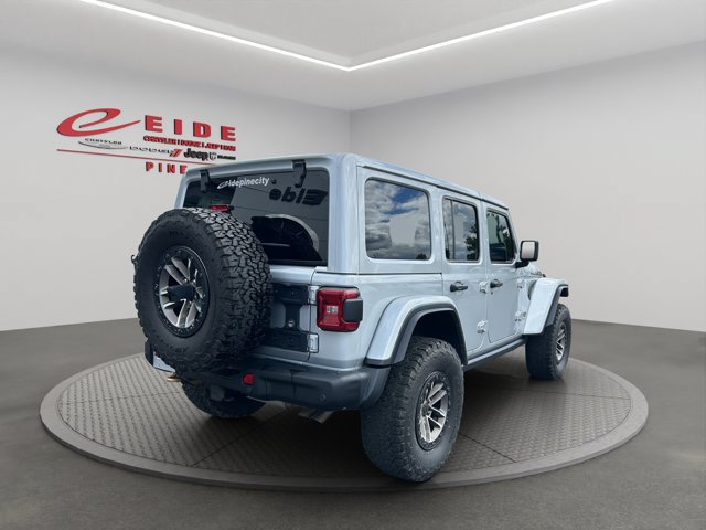 Used 2024 Jeep Wrangler Unlimited Rubicon 392 AWD/4WD image 10