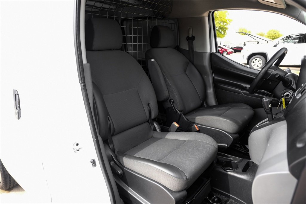 Used 2019 Nissan NV200 SV w/ Navigation Package image 29