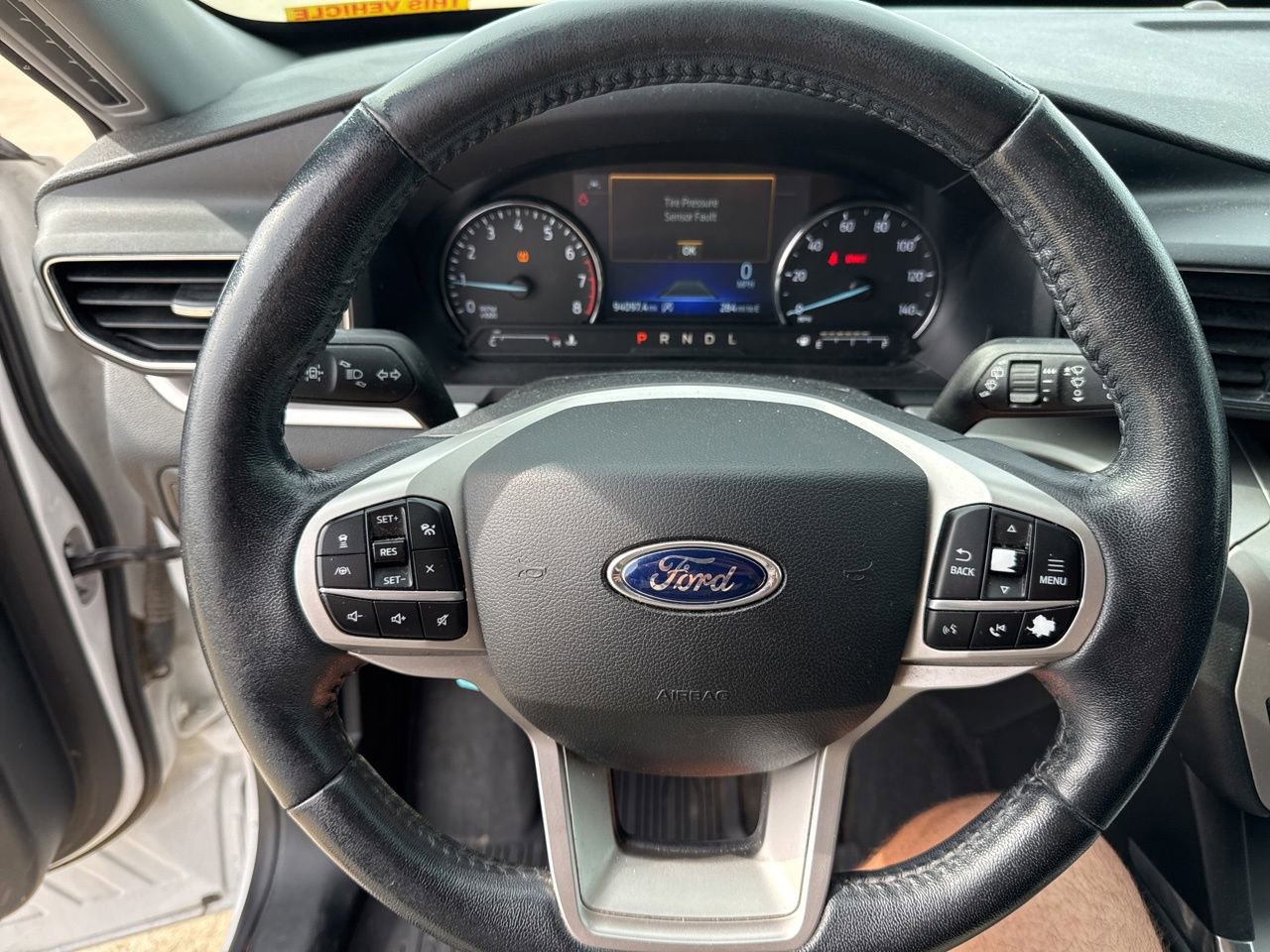 Used 2021 Ford Explorer XLT w/ Equipment Group 202A RWD image 21