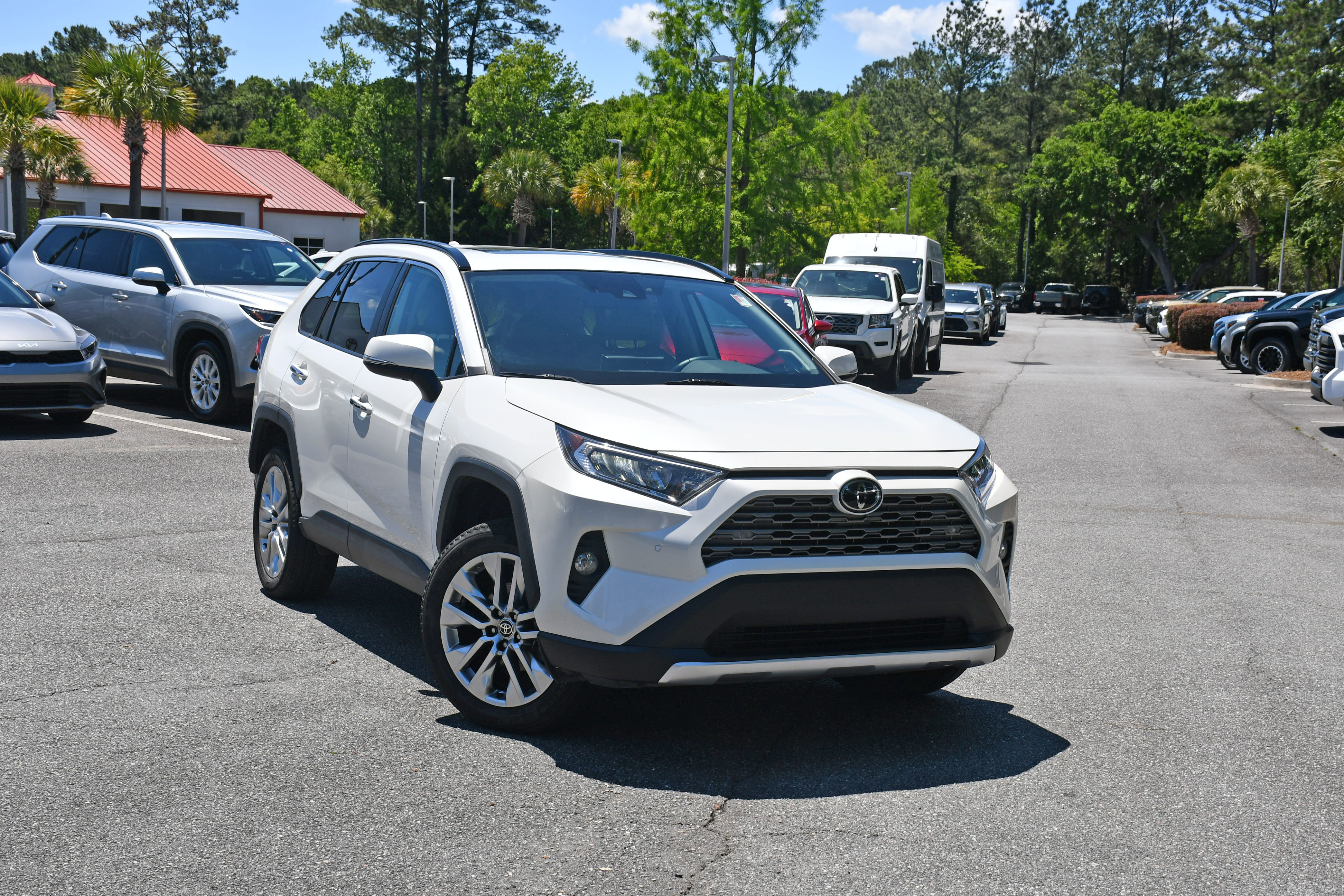 Used 2021 Toyota RAV4 Limited w/ Limited Grade Weather Package FWD image 6