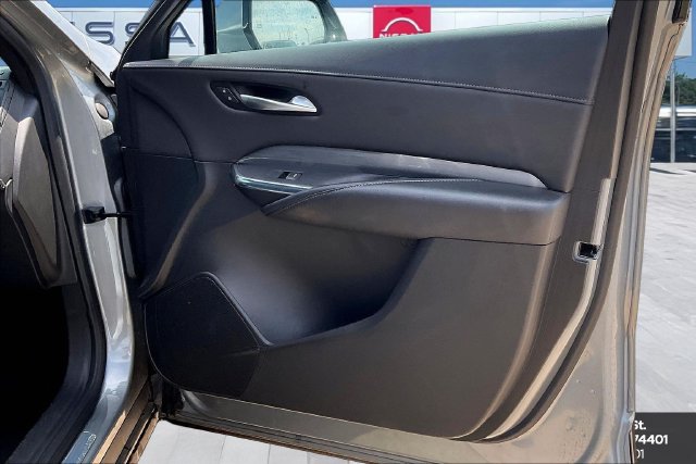Used 2024 Cadillac XT4 Premium Luxury FWD image 27