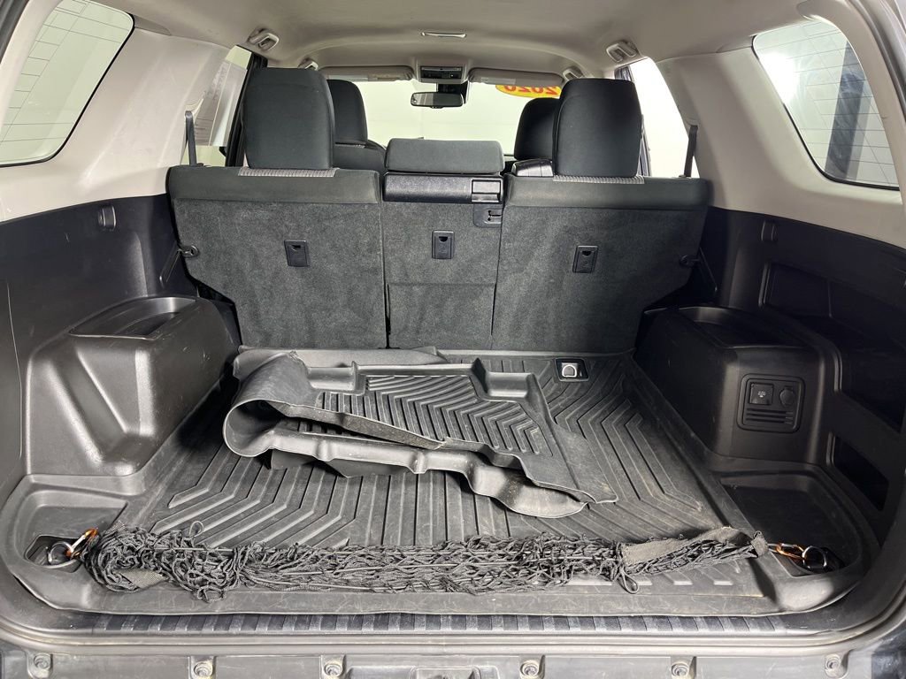 Used 2020 Toyota 4Runner SR5 image 10