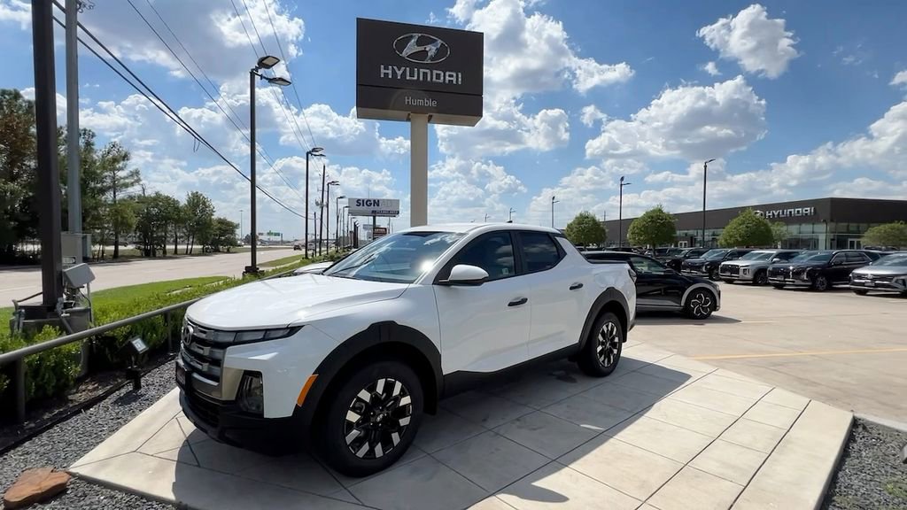 Used 2025 Hyundai Santa Cruz SE image 5