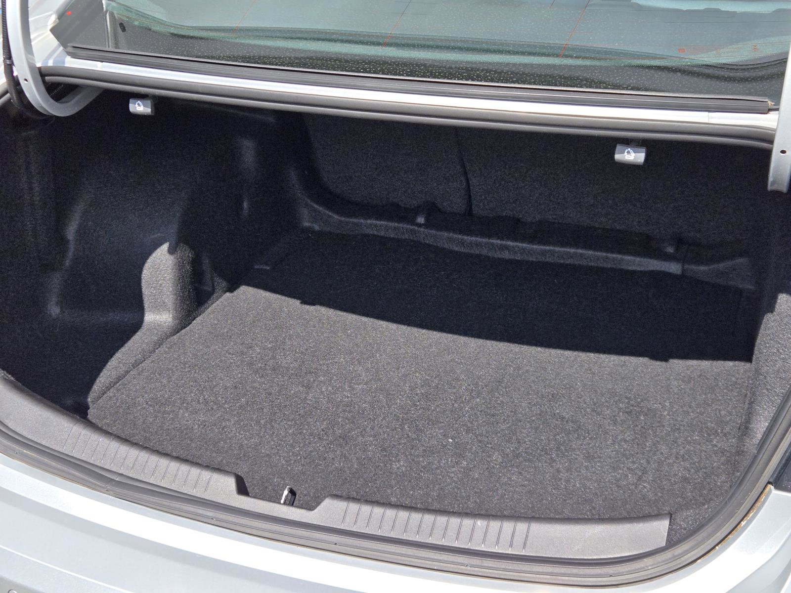 Used 2021 Chevrolet Malibu LT image 25