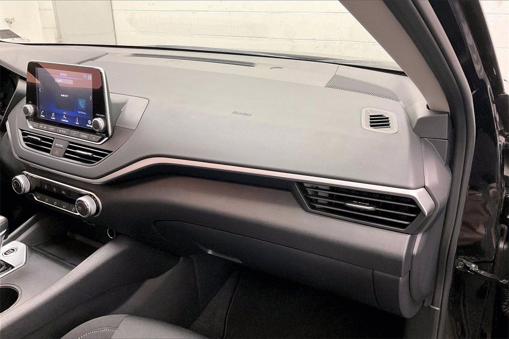 Certified 2025 Nissan Altima 2.5 S image 15