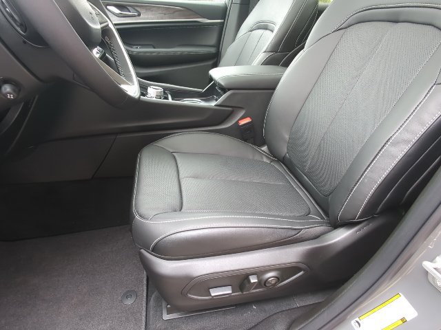 New 2027 Jeep Grand Cherokee Limited AWD/4WD image 10