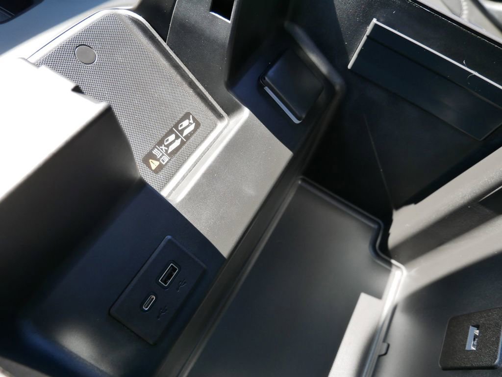 Used 2023 GMC Sierra 1500 Denali w/ Denali Reserve Package AWD/4WD image 26