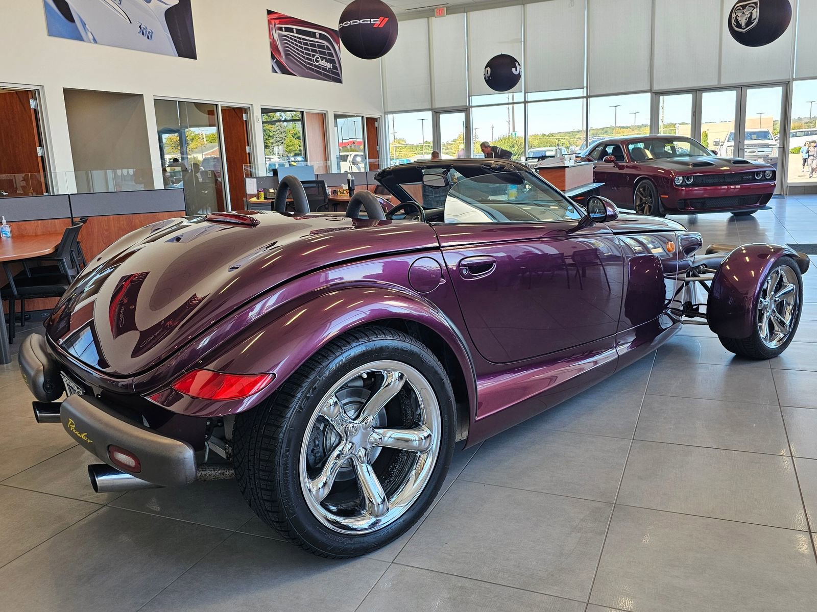 Used 1999 Plymouth Prowler image 3