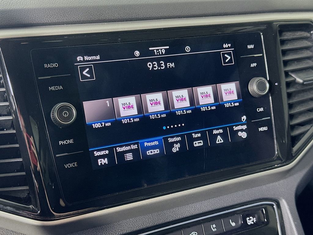 Used 2021 Volkswagen Atlas SEL Premium image 29