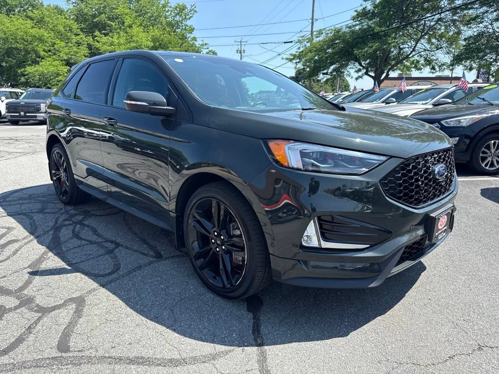 Used 2022 Ford Edge ST w/ Equipment Group 401A AWD/4WD image 3