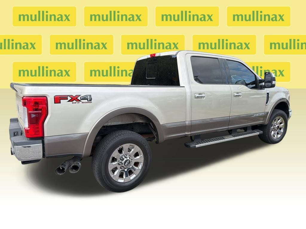 Used 2018 Ford F250 Lariat w/ Chrome Package AWD/4WD image 2