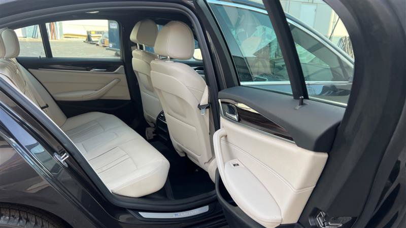 Used 2018 BMW 530e RWD image 52