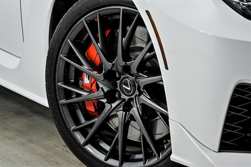 Used 2020 Lexus RC F w/ Premium Package RWD image 3