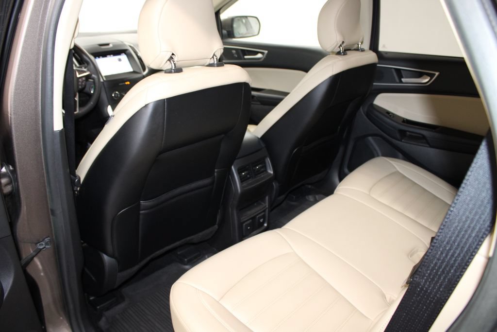 Used 2019 Ford Edge SEL w/ Equipment Group 201A FWD image 27