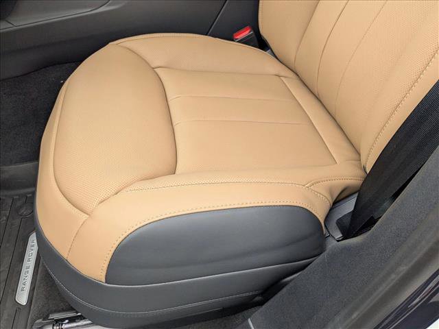 New 2026 Land Rover Range Rover Sport Dynamic SE image 4