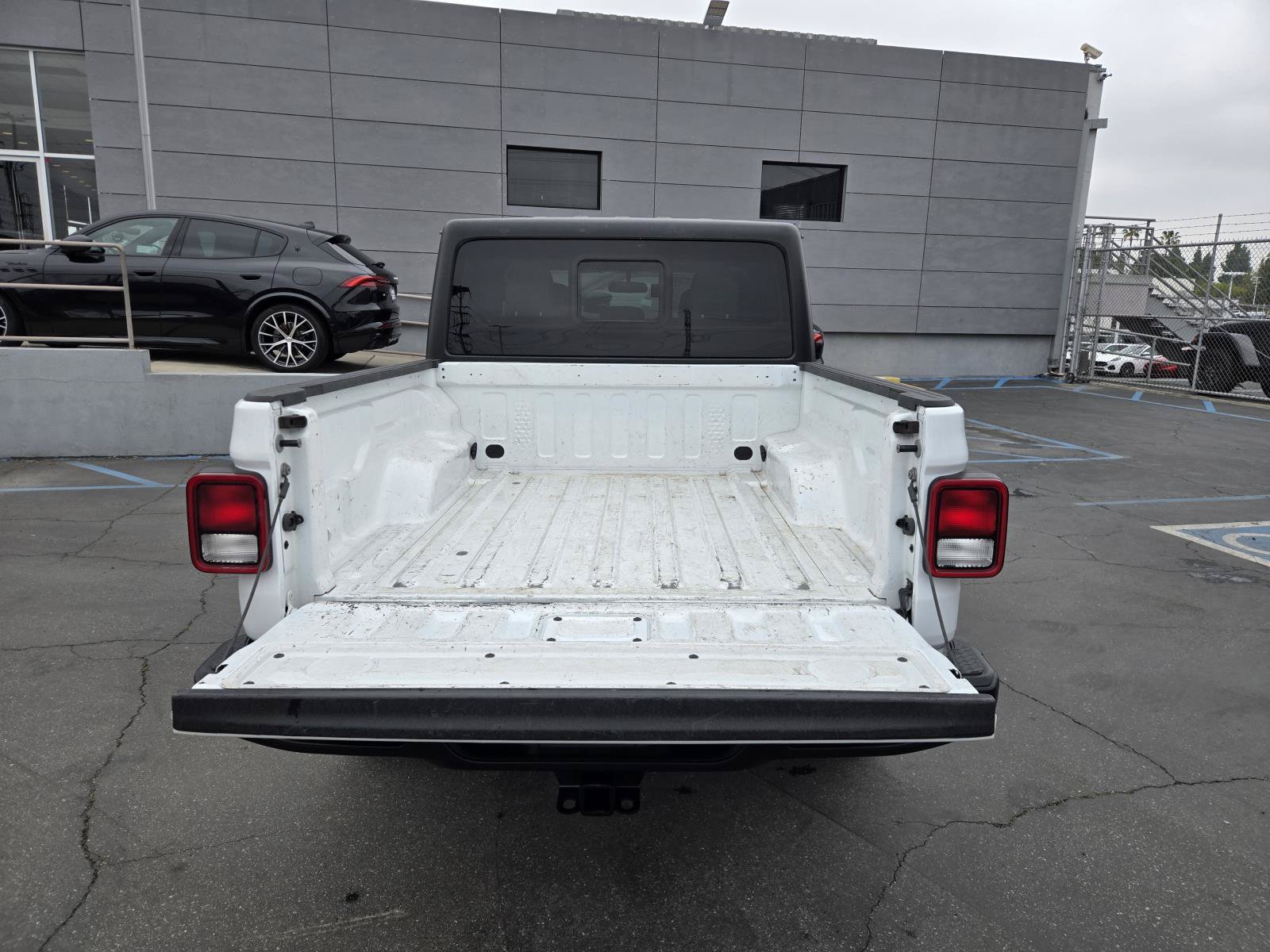 Used 2022 Jeep Gladiator Sport AWD/4WD image 26
