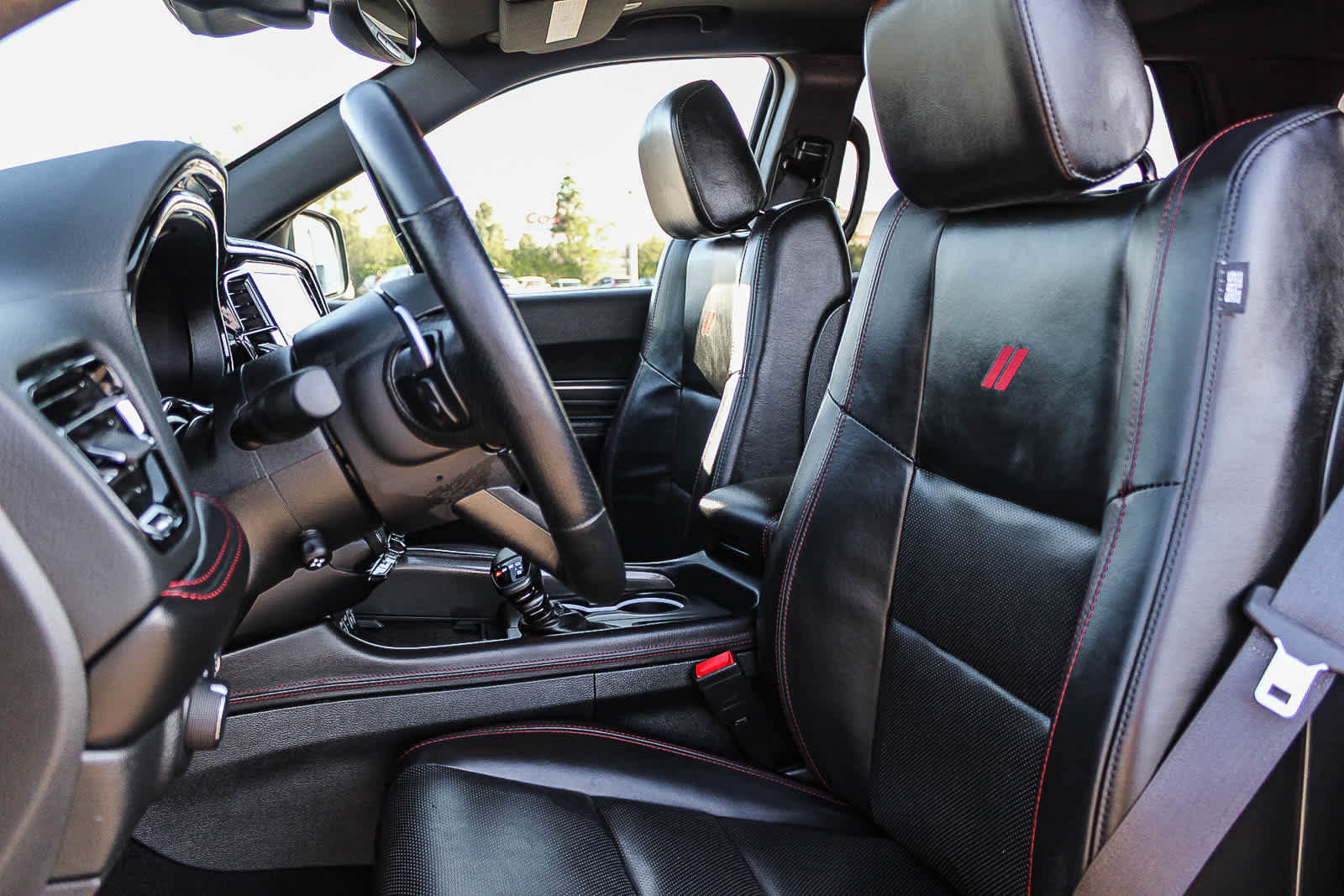 Used 2025 Dodge Durango GT image 17